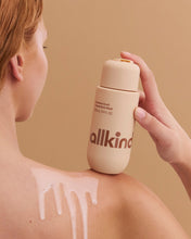 Load image into Gallery viewer, Cinnamon Scroll Creamy Body Wash