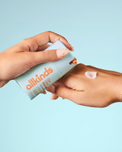 Load image into Gallery viewer, Cica Cloud Moisturiser
